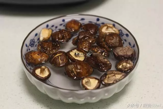 早餐端出這盤,老公孩子搶著吃,都是太好吃的錯,做法實在太簡單