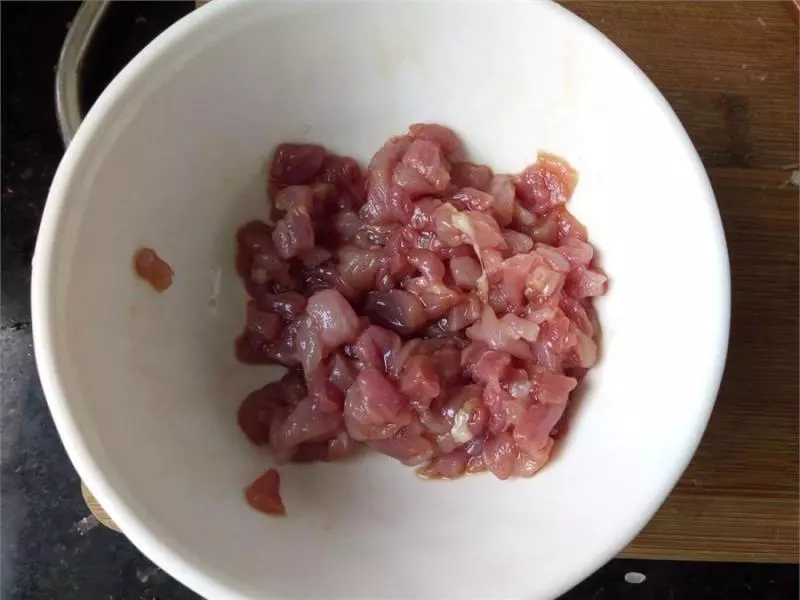 這個蛋炒飯真好吃,不用新鮮雞蛋炒,特別香,三口兩口就吃光一大碗!