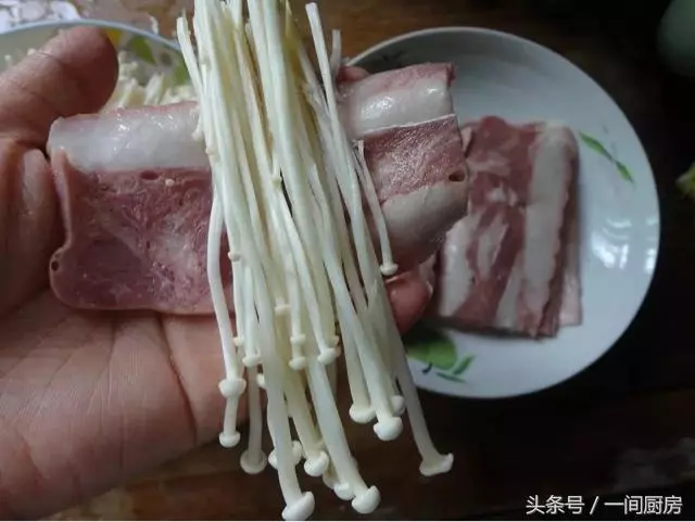 金針菇好吃又營養的做法,鮮甜味美,一口一個超過癮,做法很簡單!