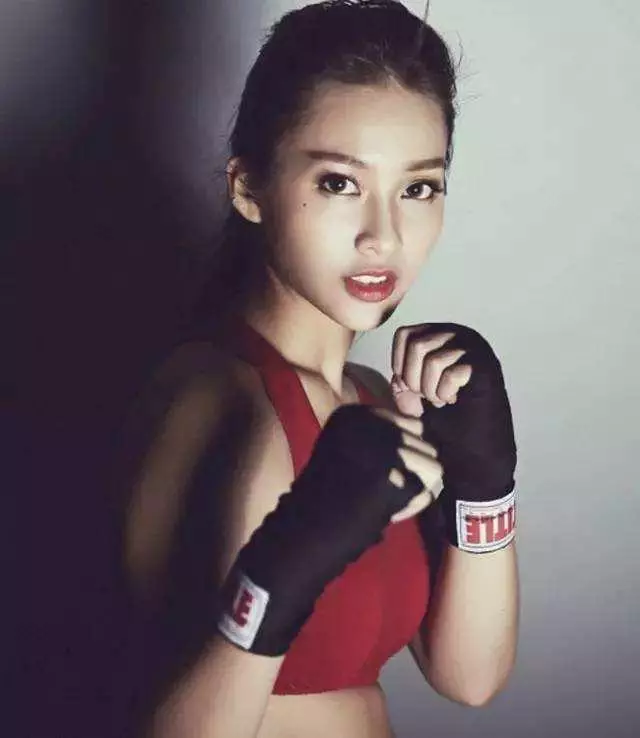 古惑仔即將重拍,女一號是21歲拳擊冠軍,可惜55歲的他沒有回歸