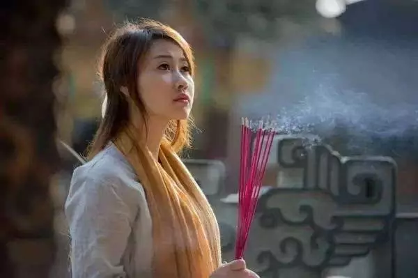 7種最損福報的行為,千萬不要去做 - 讀讀