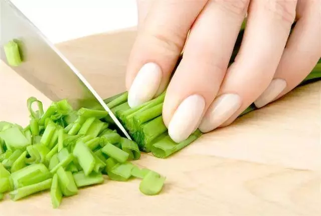 吃一根,頂十副藥!便宜又常見,不吃虧大了!