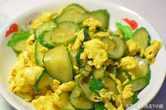 教你50種雞蛋的做法大全 有炒菜有湯又有早餐餅 一年四季吃不膩!