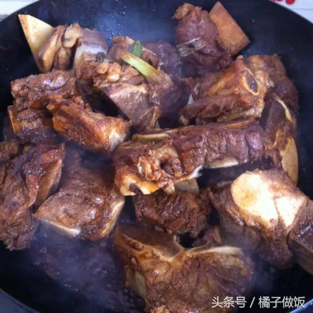 醬骨頭最好吃的8種做法,越啃越好吃,越嚼越美味,一會光碟了!