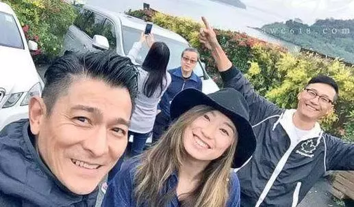 劉德華的老婆即將生下小天王?網友:這下有接班人了!