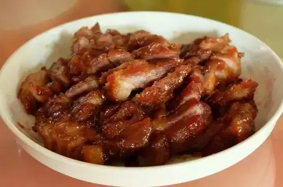 和大家分享超級簡單的電飯煲做法,味道超級棒好吃,再也不用花錢在外面買了。