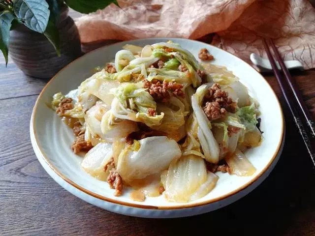 常吃些這個蔬菜,教你這個做法,又鮮又脆嫩,超級下飯!