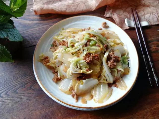 常吃些這個蔬菜,教你這個做法,又鮮又脆嫩,超級下飯!