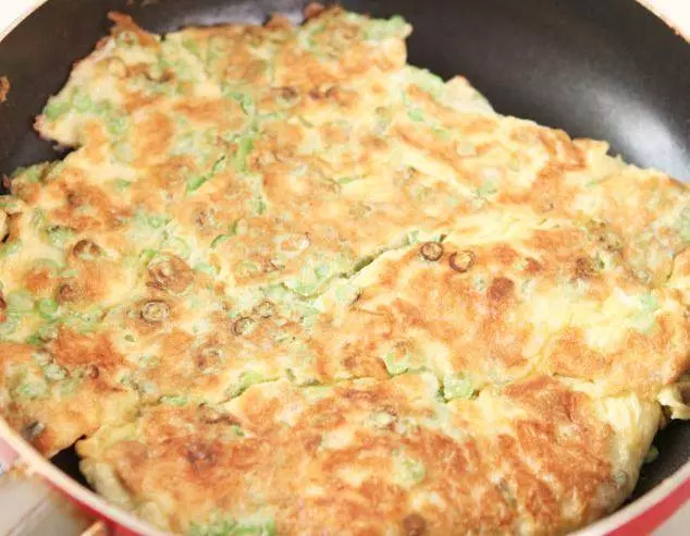 婆婆把豆角和雞蛋一起煎,做出來的早餐都搶著吃,很少有人這樣做!