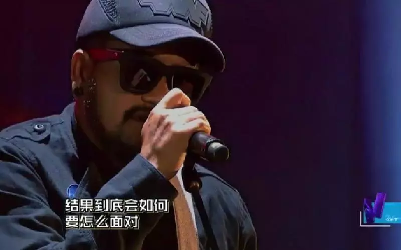 張震嶽、熱狗合體演唱《離開》點燃全場,不料名次竟慘遭墊底,粉絲怒:有內幕?