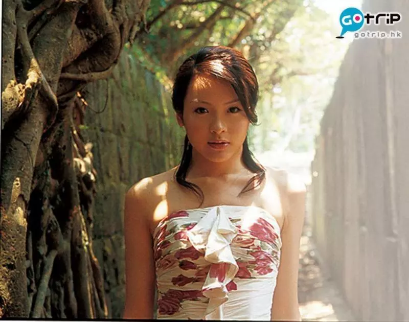 【女神都是靠整容?!】李佳芯入行前「黑歷史崩壞照」大公開,嚇傻網民:做麼以前醬樣衰的…