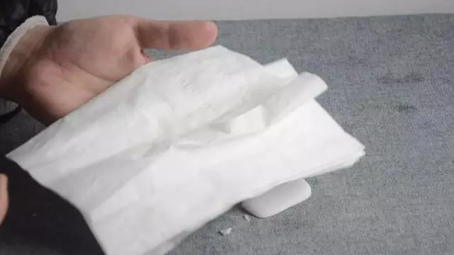 沒想到通常被扔掉的肥皂頭還能這樣用!用紙包起來,真是省下好多錢