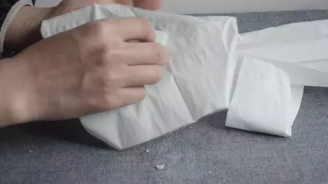 沒想到通常被扔掉的肥皂頭還能這樣用!用紙包起來,真是省下好多錢