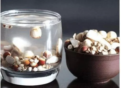 濕氣重病纏身?經常吃點天然「祛濕王」,排出體內濕氣一身輕!