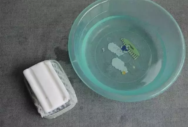 水果網套我再也不扔了,沒想到還有這5個大妙用,家家戶戶都需要!省錢又實用