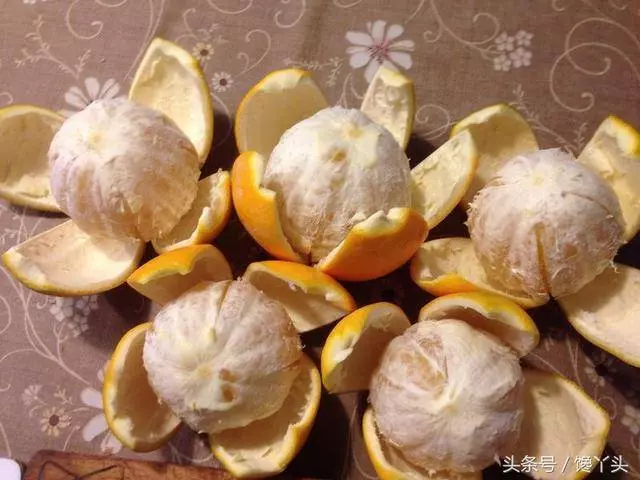 吃完的柳丁不要扔,教你自己做橙皮糖,比外面買的好吃多了~