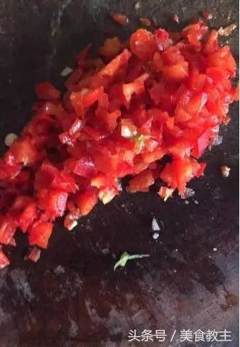老媽自製土豆粿,做法超簡單,比蘿蔔糕還要好吃,很多人都沒吃過!
