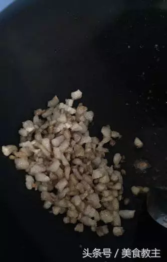老媽自製土豆粿,做法超簡單,比蘿蔔糕還要好吃,很多人都沒吃過!