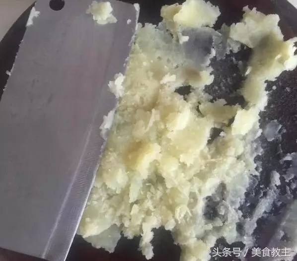 老媽自製土豆粿,做法超簡單,比蘿蔔糕還要好吃,很多人都沒吃過!