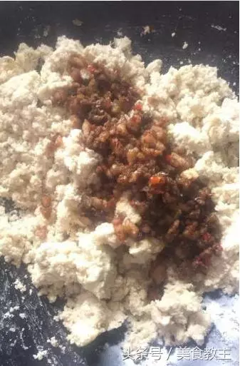 老媽自製土豆粿,做法超簡單,比蘿蔔糕還要好吃,很多人都沒吃過!