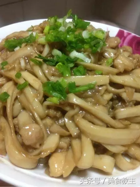 我們家常做這道菜,孩子吃了長個快,女人吃了皮膚好!嫩滑入味,超級好吃!