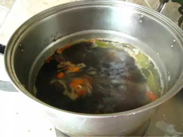 家庭自製燒雞,真的好吃的不得了!