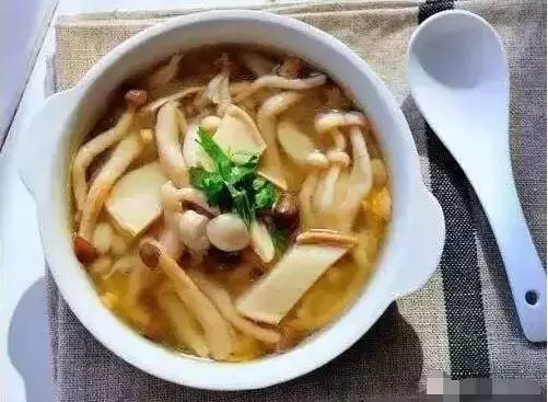 教你煲出10種營養又美味的素食湯,不只健康又出奇的好喝!