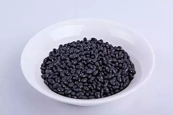 排骨湯別再放玉米了,加點它好吃又養身!