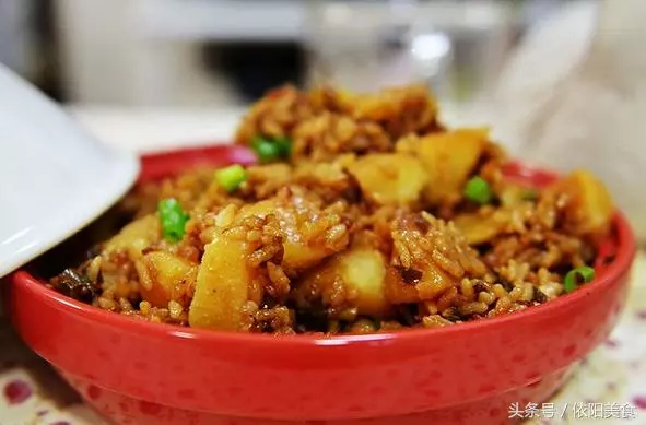 教你10種燜飯的「新」做法,飯菜一鍋出,香噴噴的天天吃都不膩~