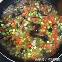 教你10種燜飯的「新」做法,飯菜一鍋出,香噴噴的天天吃都不膩~