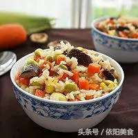 教你10種燜飯的「新」做法,飯菜一鍋出,香噴噴的天天吃都不膩~