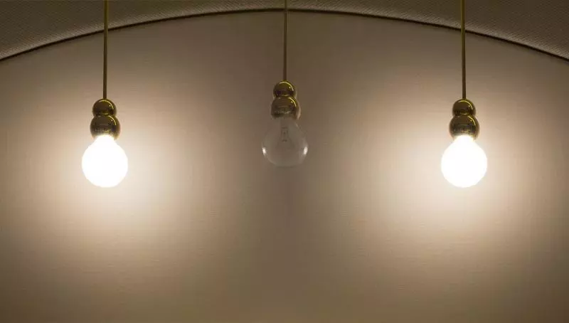 12個葬儀社工作者的所見所聞,以最貼近死亡的角度告訴你那些毛骨悚然的事情。