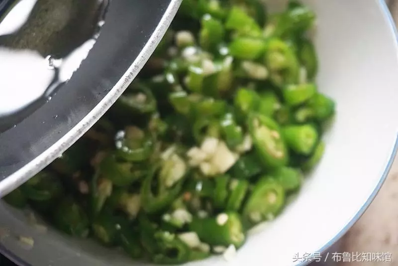 油膩吃多了,試試這道開胃小菜,減肥還防癌!拌面配飯特別香!