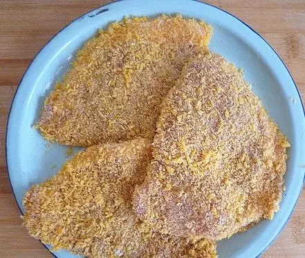 秘制炸豬排--金黃酥脆噴香解饞,好吃的關鍵就是醃肉這一步!