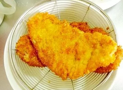 秘制炸豬排--金黃酥脆噴香解饞,好吃的關鍵就是醃肉這一步!