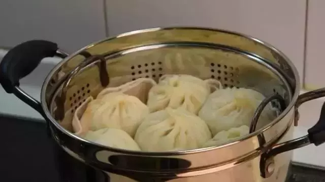 蒸包子的8個技巧,包子又大又軟還不塌,香到流口水!