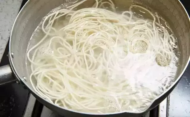 私房麵條做法大合集,總有一款是你喜歡的,好吃又簡單,10分鐘搞定!