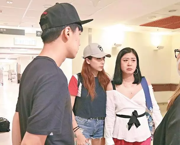TVB小生暈倒昏迷入院後全過程曝光,其母親3度到院疑情況嚴重!
