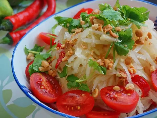 夏日開胃菜 涼拌青木瓜 小姐姐做這道菜太贊啦!一起學學吧!