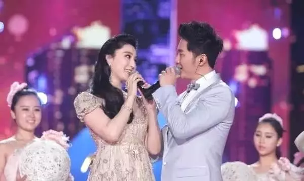 娛樂圈患難見真情,李晨不敢發聲,這兩位女星卻力挺范冰冰