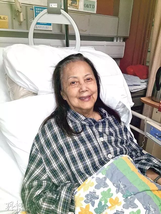 TVB資深老演員,80歲癱瘓在床,親生兒女不管不顧,被義子救