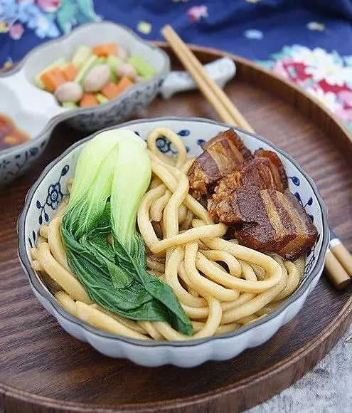 正宗紅燒肉的17種做法，咸香軟糯，吃起來最銷魂了，你別錯過！