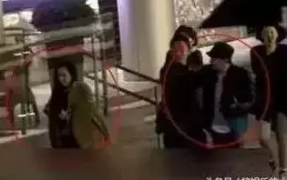 劉愷威機場暴打楊冪? 大冪冪抹淚心酸離場, 小糯米該何去何從!