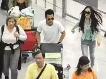 劉愷威機場暴打楊冪? 大冪冪抹淚心酸離場, 小糯米該何去何從!