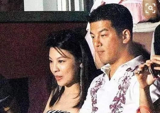 賈靜雯前夫孫志浩近狀,現任林若亞連孩子都不肯生,網友:婆婆態度決定一切!