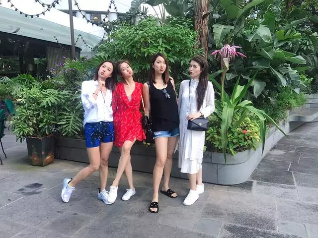 苟芸慧宣布10月19日嫁給男友陸漢洋,喜酒將會連擺2天~~~