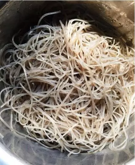 我們家最愛吃的一道蒸菜,每週做一次,每次做一大鍋都不夠吃!超級香!