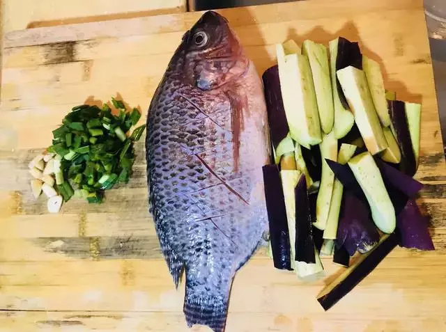 魚肉和它才是絕配,不懂吃太虧了,超級香,煮一鍋不夠,再煮一鍋
