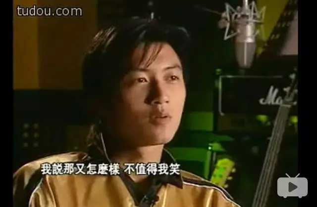 【王菲這樣的媽!】竇靖童的綜藝首秀,被問為什麼來上節目?「我媽叫我來的」!