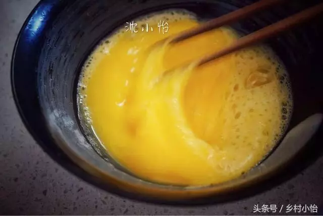 最好吃的韭菜盒子,表皮金黃酥脆、內陷清香細嫩,皮薄餡多不露餡,香的不得了!